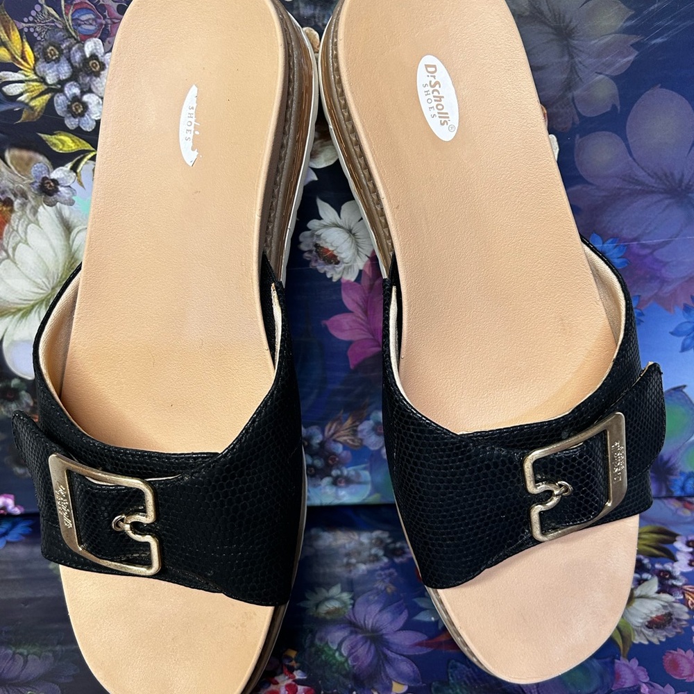 Dr. Scholl's Black Buckle Slide Sandals
